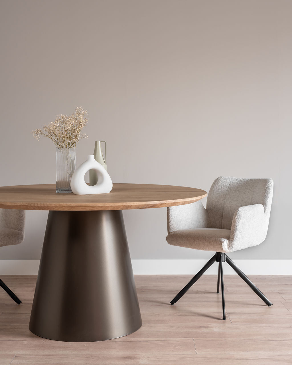 Ronde eiken eettafel Lotte