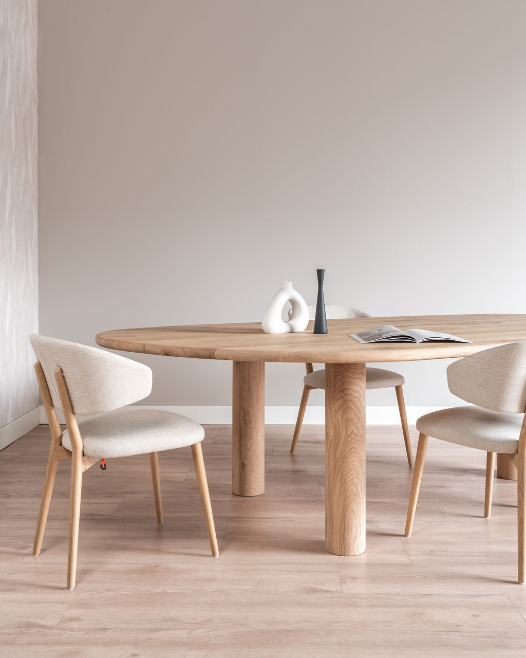 Organische eiken eettafel rondo
