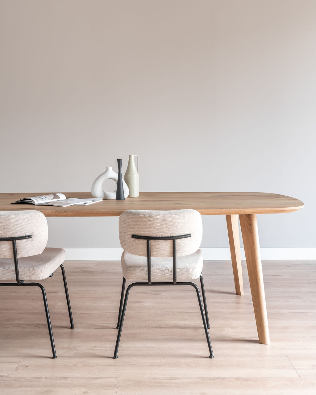 Deens ovale eiken eettafel Finn