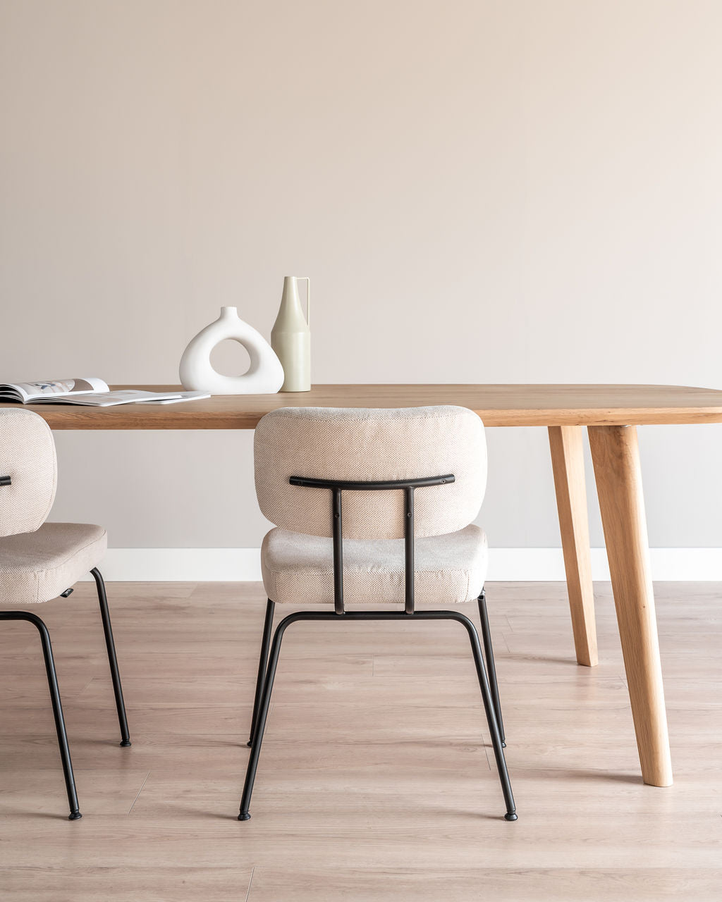 Deens ovale eiken eettafel Finn