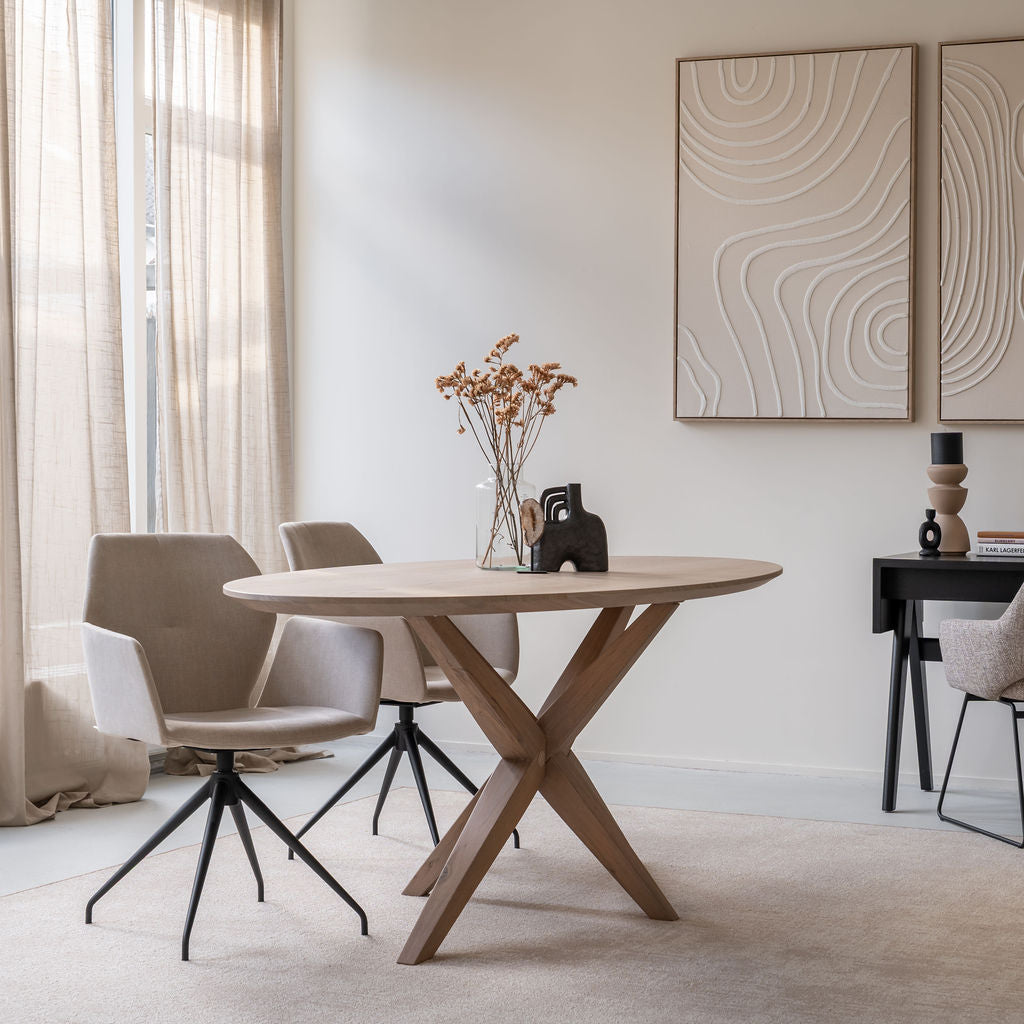 Ovale eiken eettafel Nilo