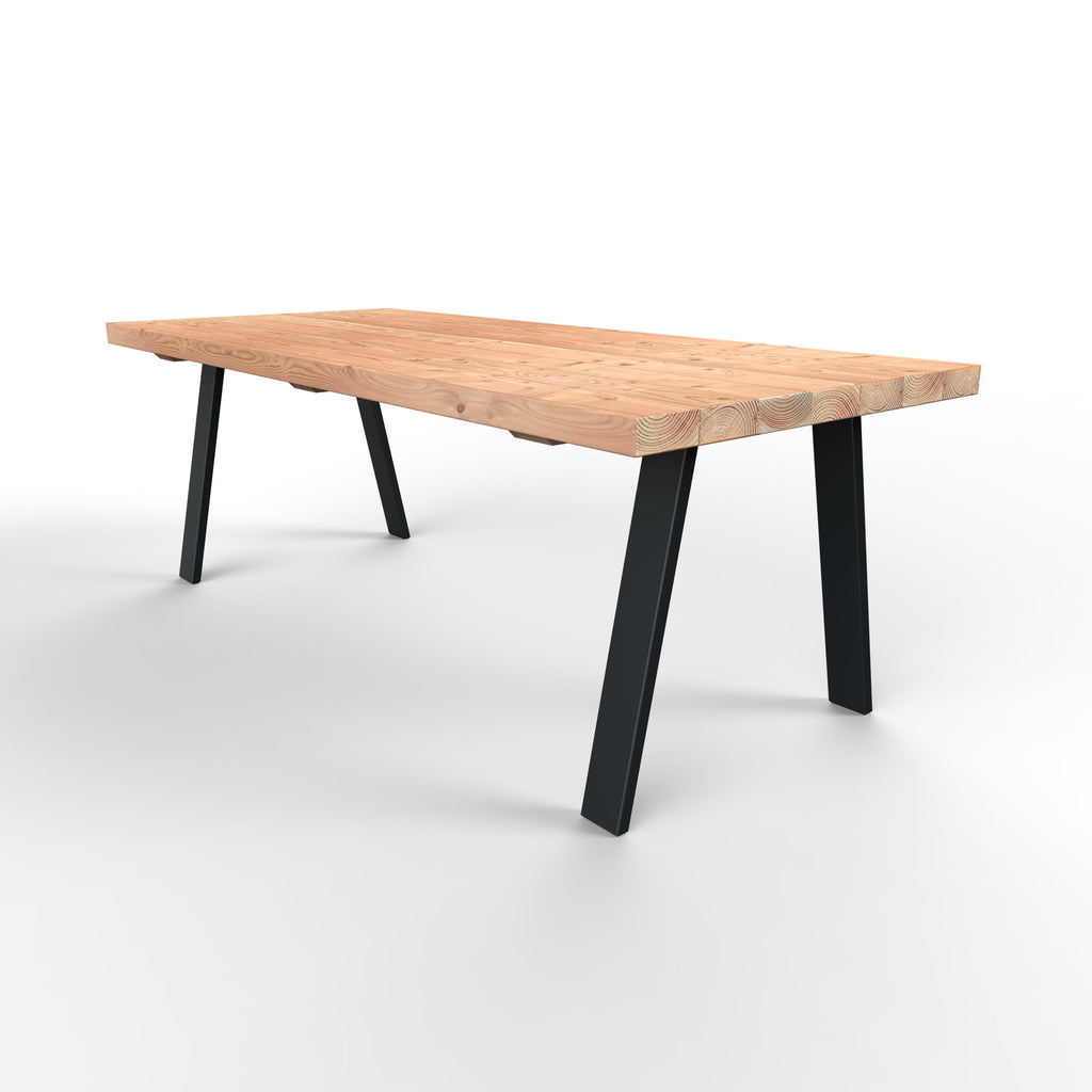 Douglas tuintafel met stalen tapse poten 10x3cm