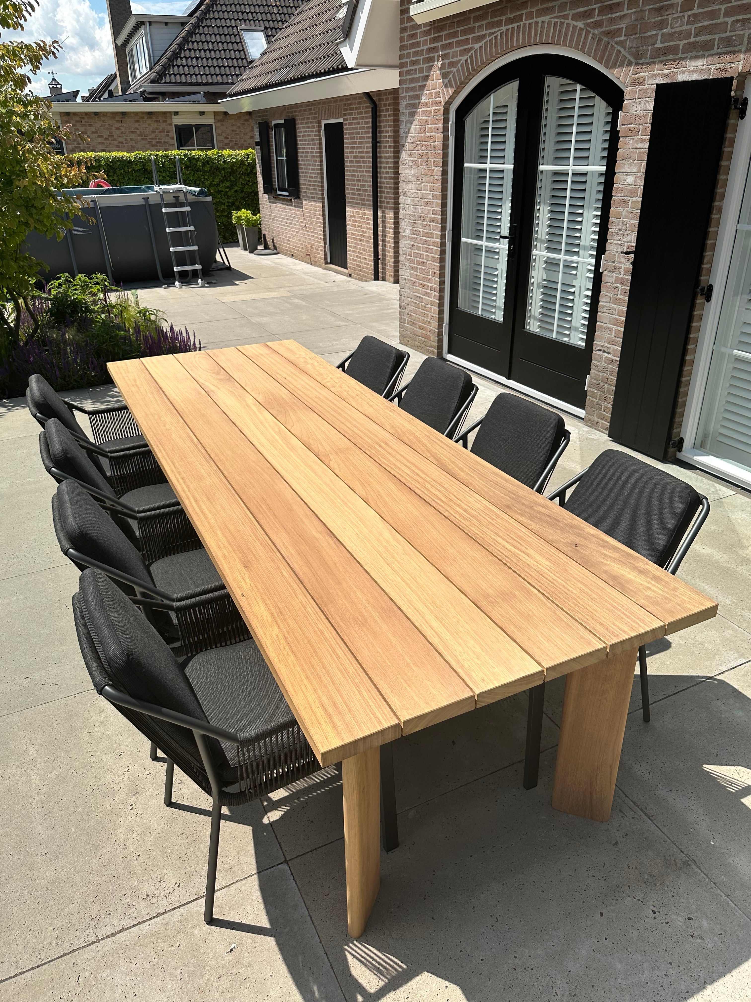 iroko tuintafel Mika