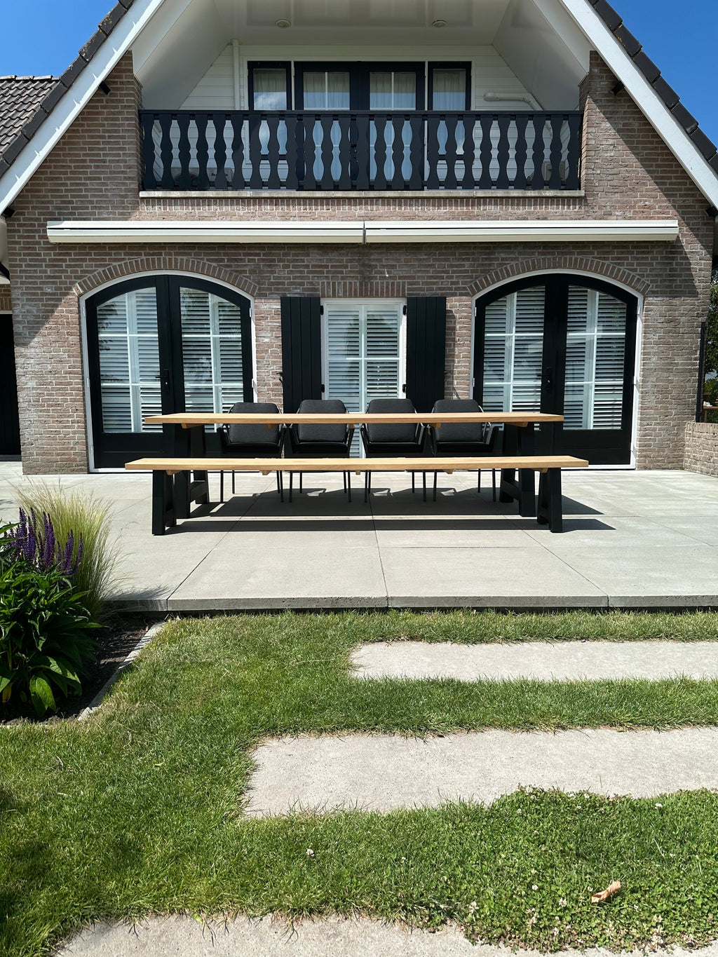 Iroko tuinset A-poten zwart met bank 8 persoons - 300 cm