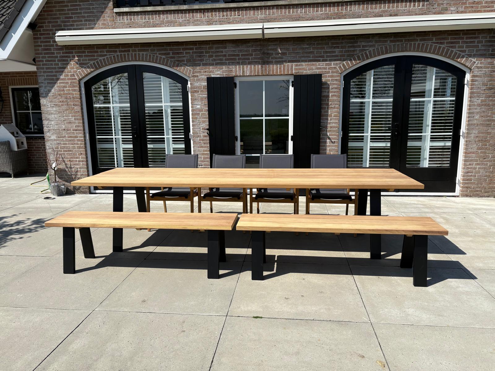Iroko tuinset sophie