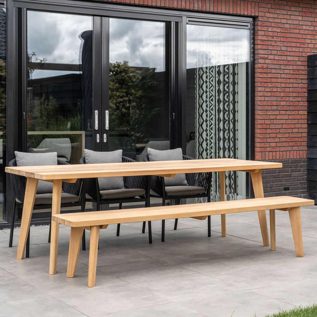 Iroko tuinset Finn