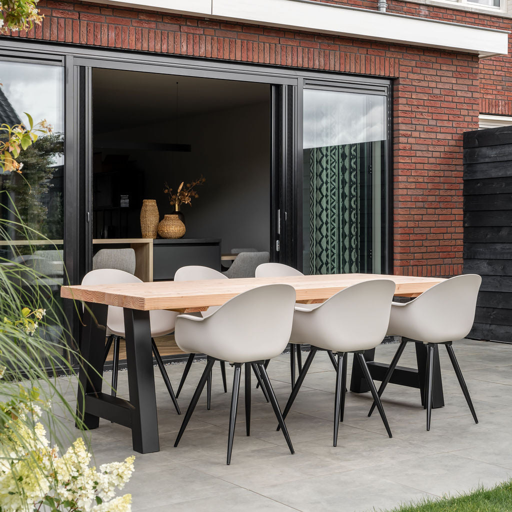 Douglas tuintafel met stalen A-poten - 6 tuinstoelen luca
